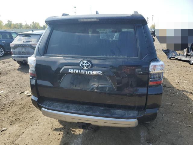 2024 TOYOTA 4RUNNER SR JTEPU5JR4R6249775