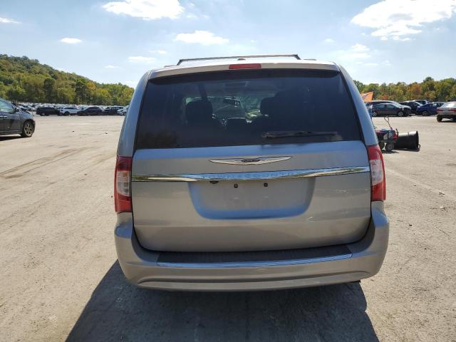 2016 CHRYSLER TOWN & COU 2C4RC1BG0GR128625