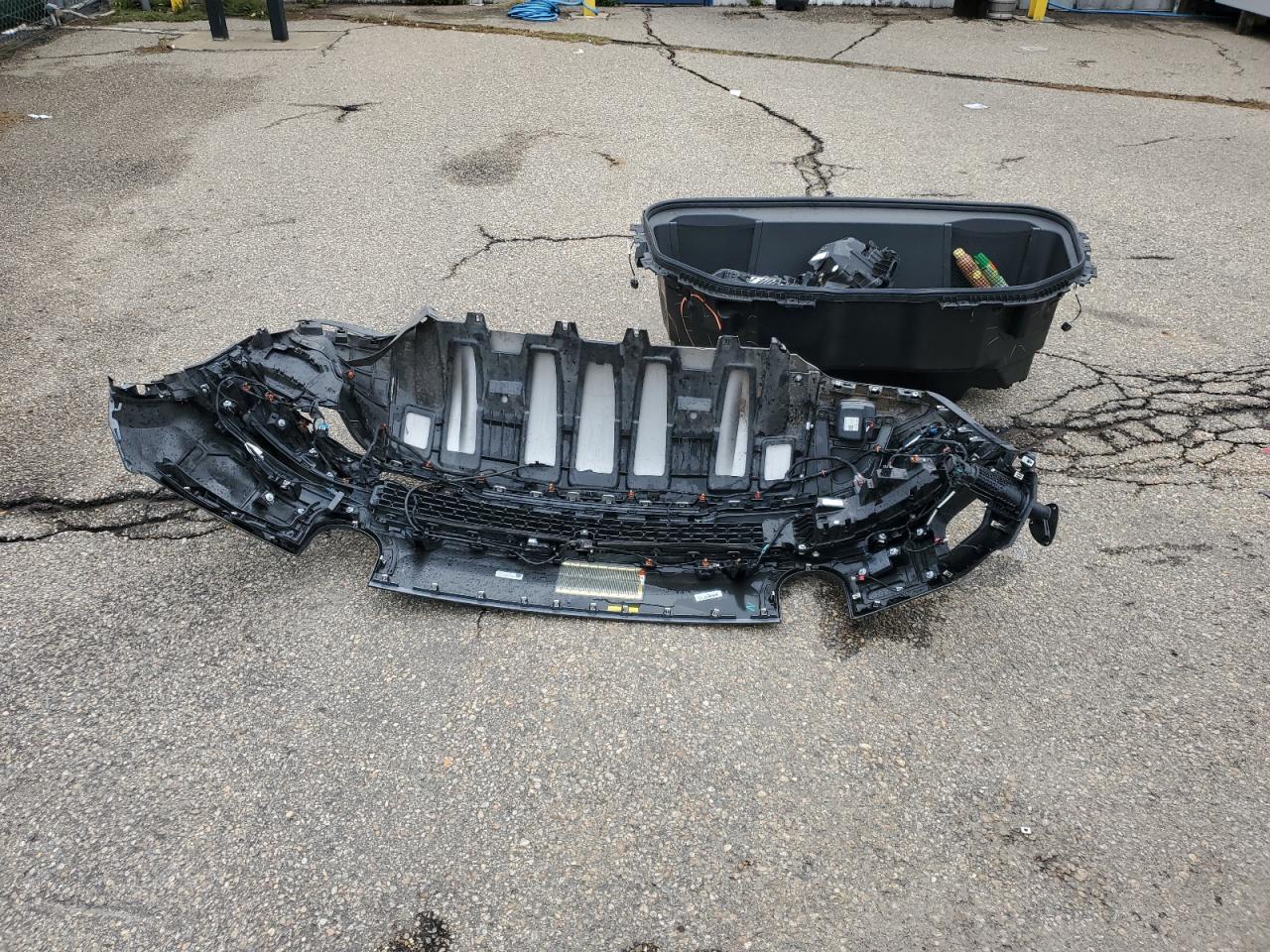 RIVIAN R1S ADVENTURE