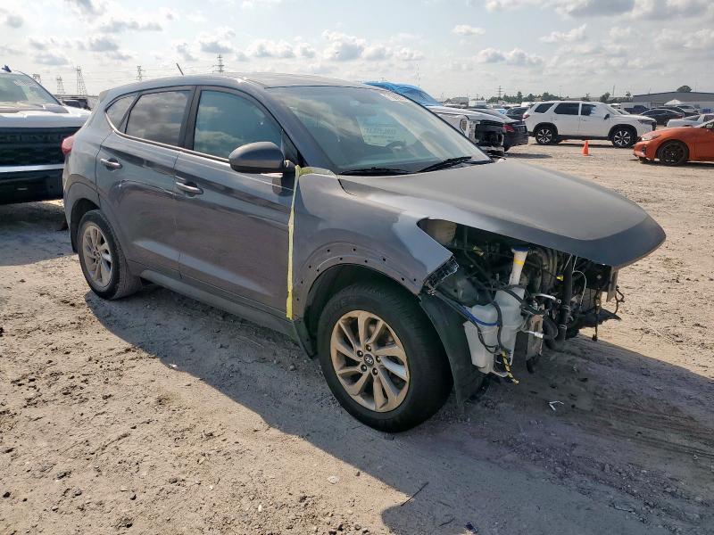 2018 HYUNDAI TUCSON SE KM8J23A47JU810328