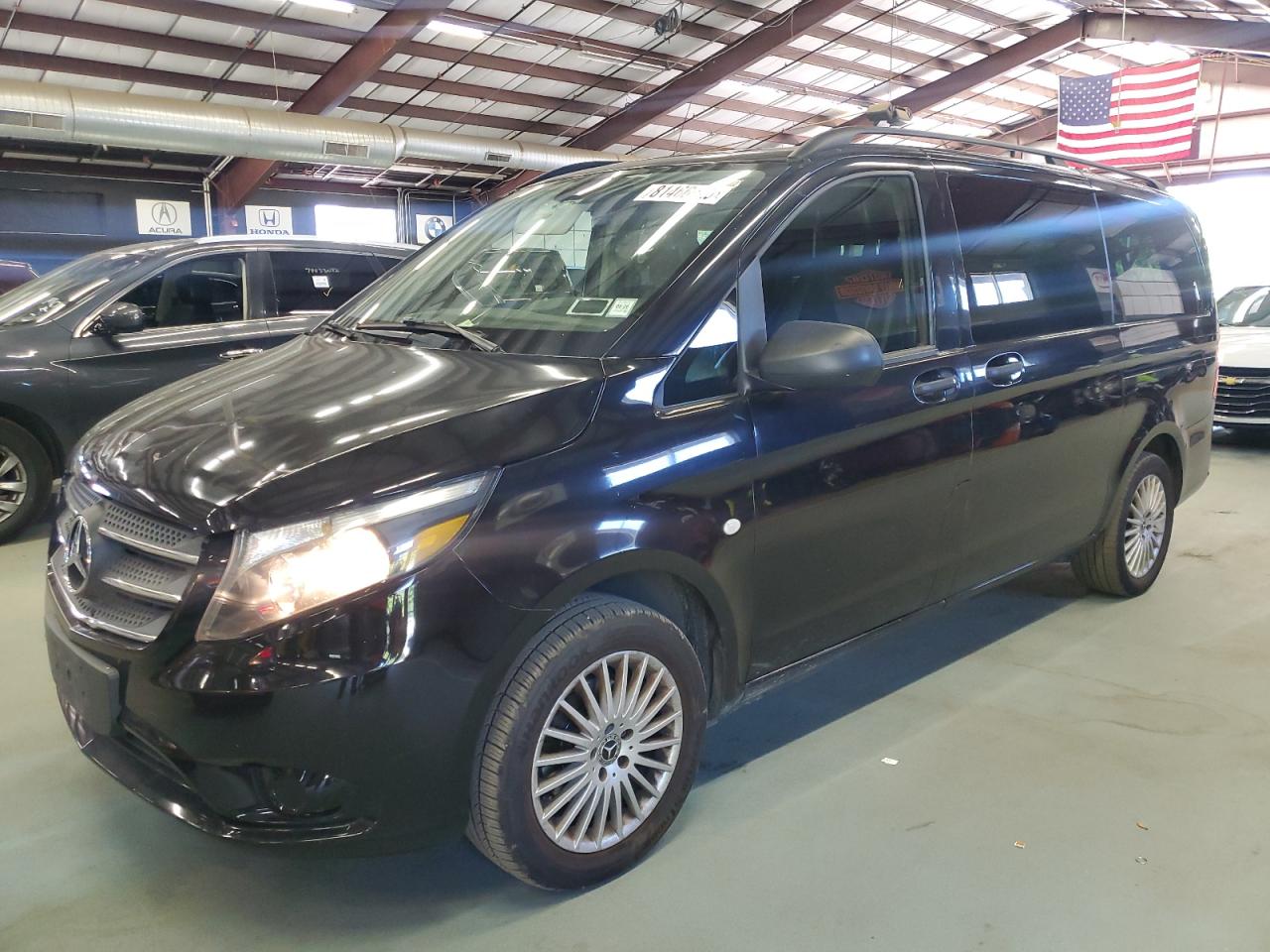MERCEDES-BENZ METRIS