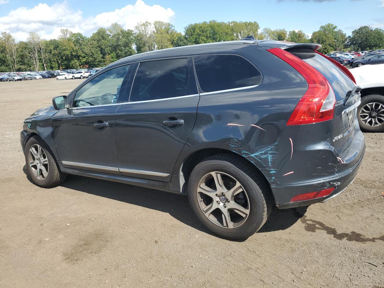 VOLVO XC60 T6 PLATINUM