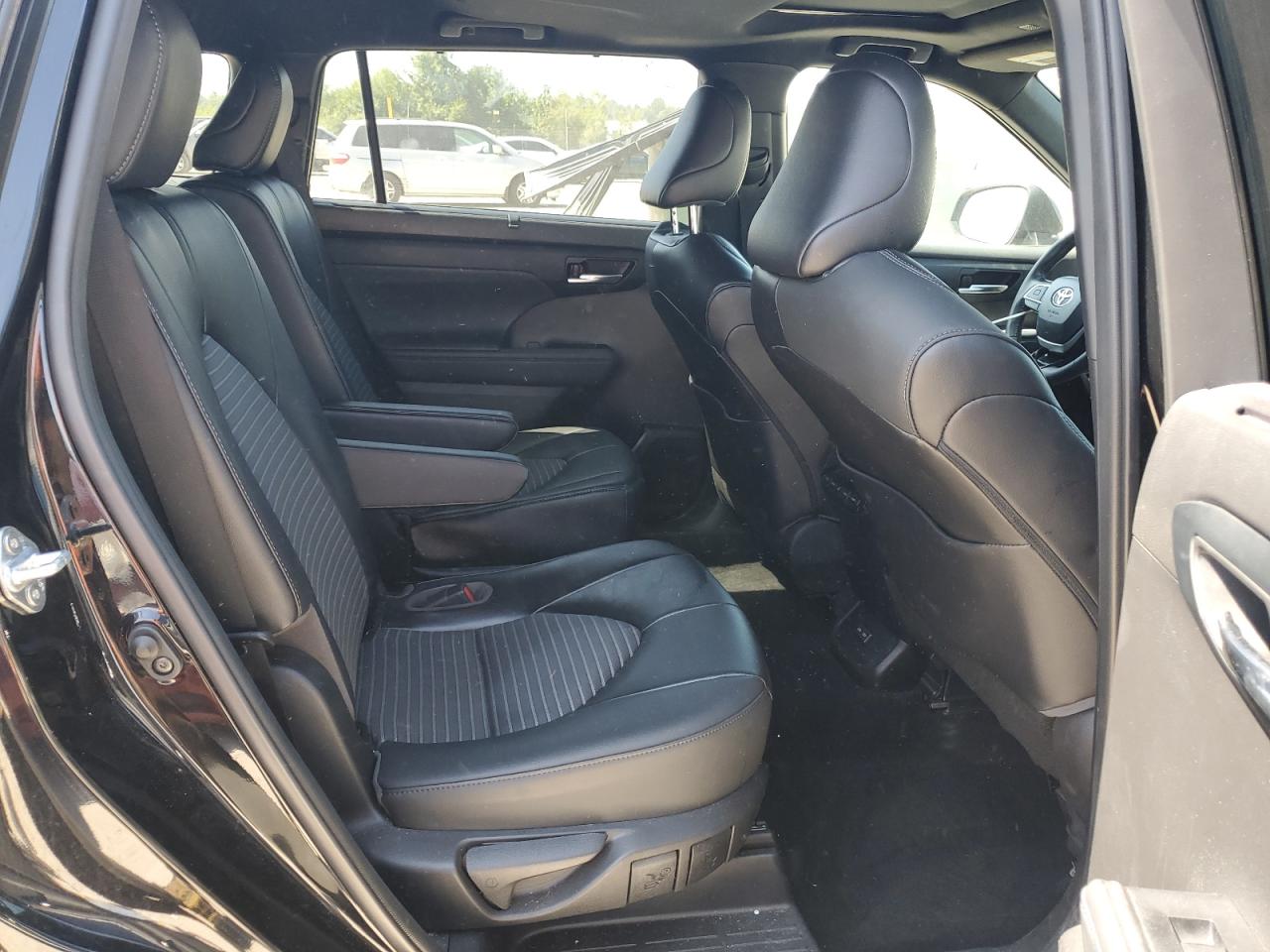 TOYOTA HIGHLANDER XSE