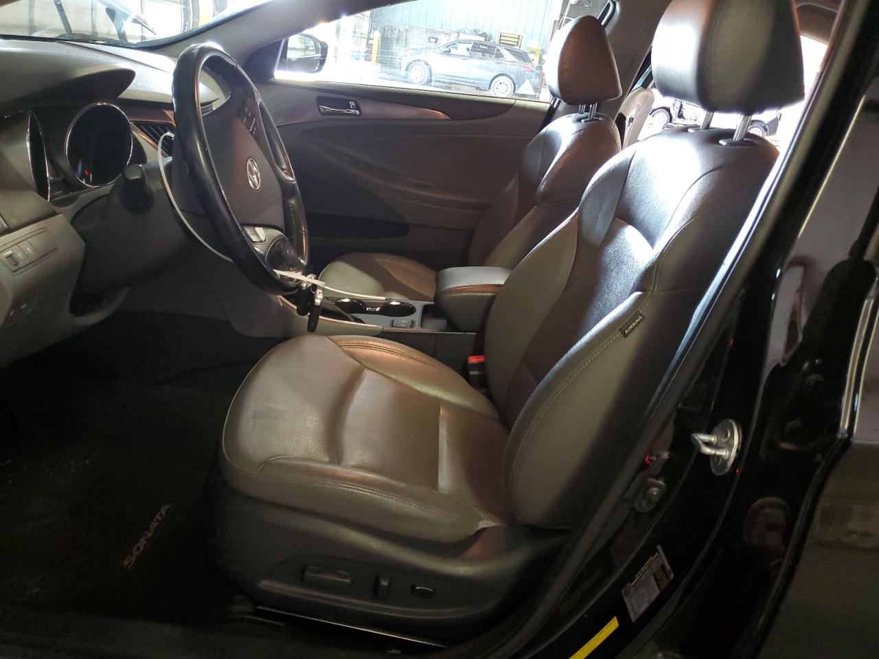 HYUNDAI SONATA HYBRID