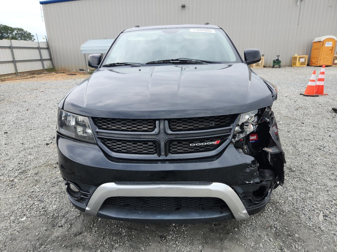 DODGE JOURNEY CROSSROAD
