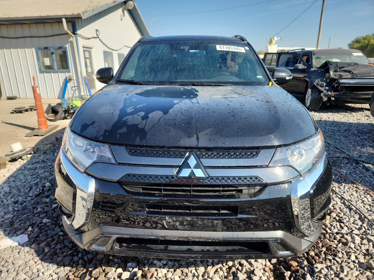 MITSUBISHI OUTLANDER SE