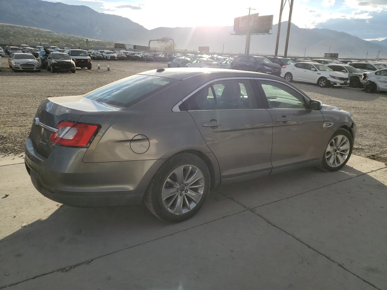 FORD TAURUS LIMITED