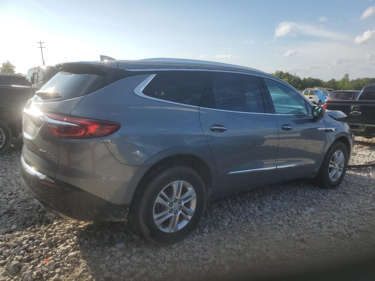 BUICK ENCLAVE ESSENCE