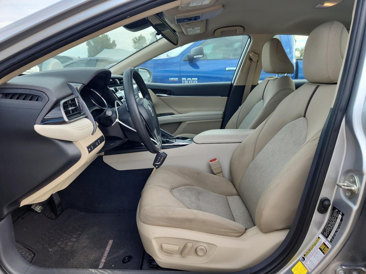 Lot #3304553438 2019 TOYOTA CAMRY L