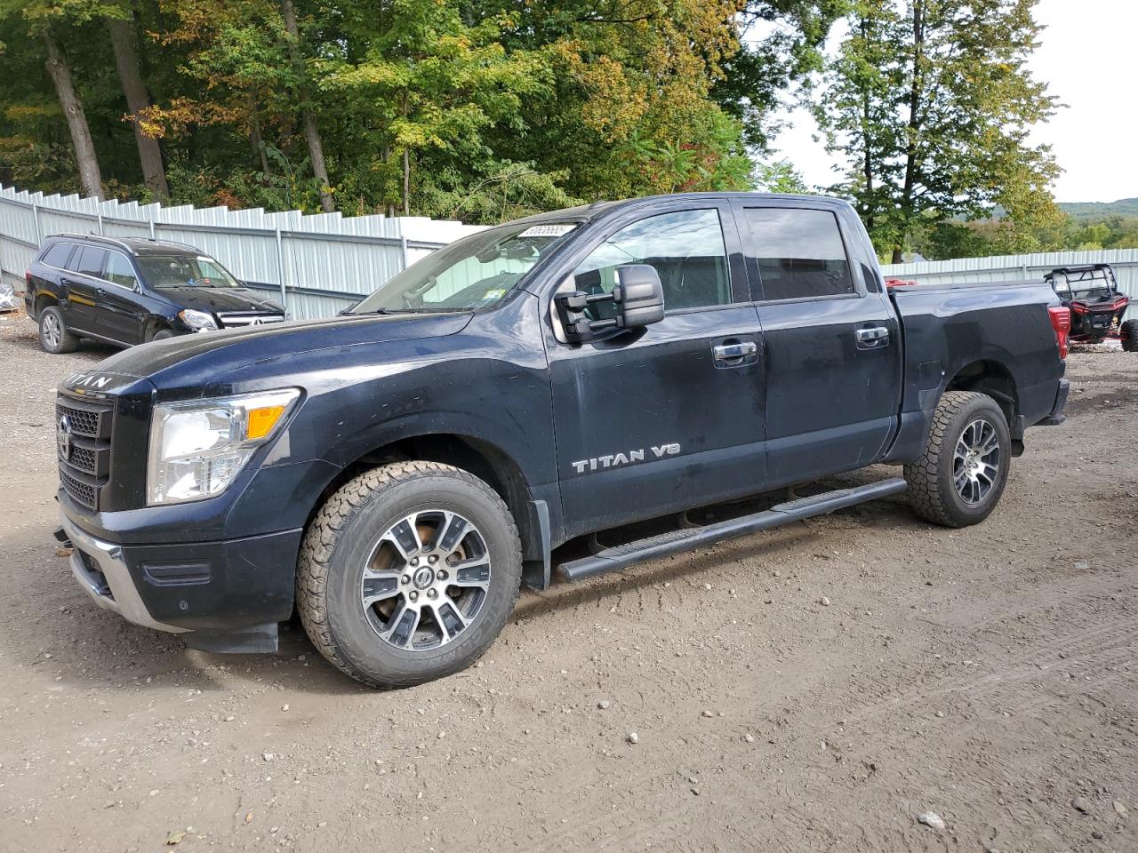  Salvage Nissan Titan