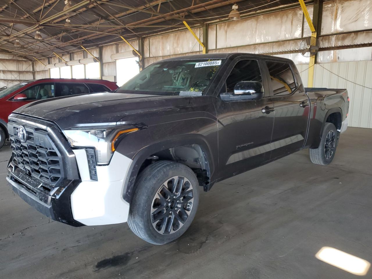 TOYOTA TUNDRA CREWMAX LIMITED