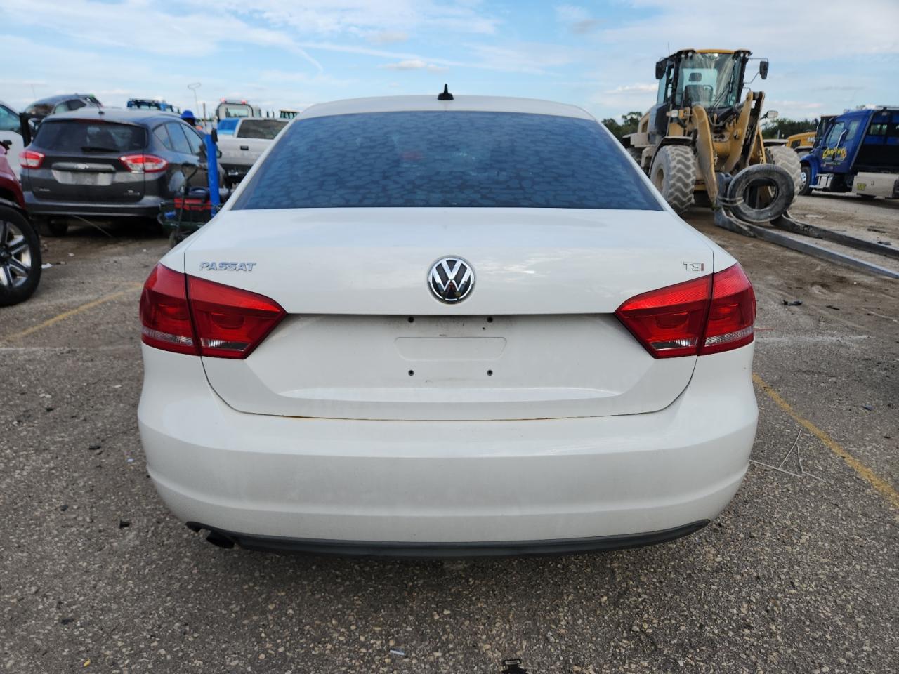 VOLKSWAGEN PASSAT S