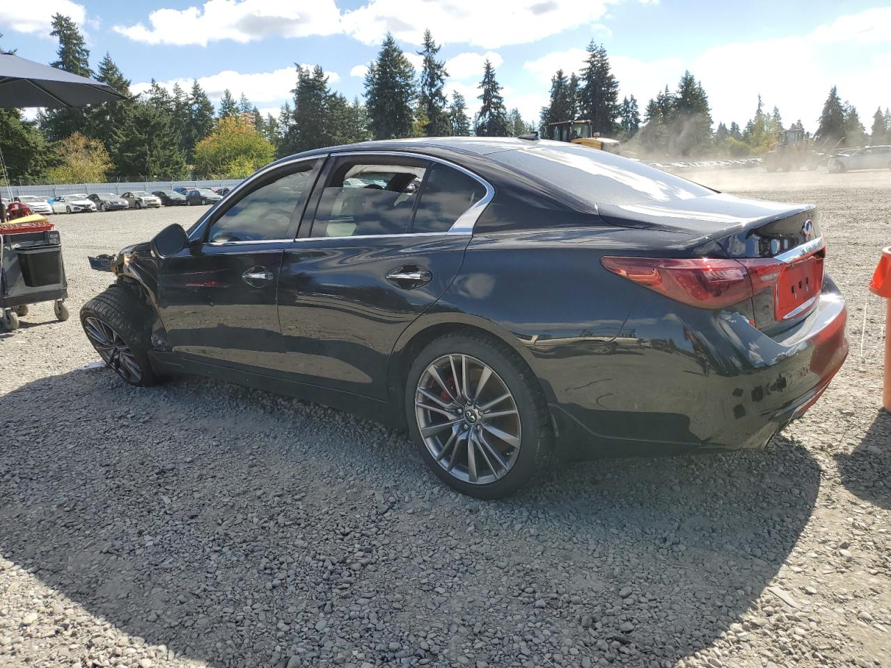 INFINITI Q50 RED SPORT 400