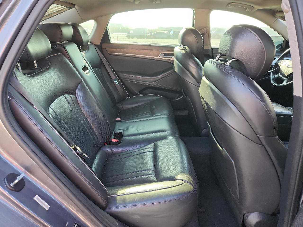 HYUNDAI GENESIS 5.0L