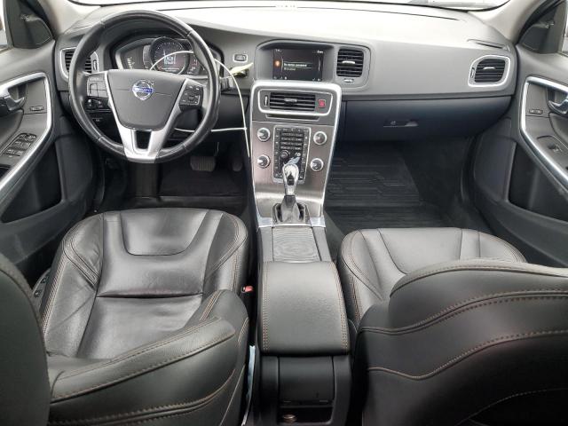 2016 VOLVO V60 CROSS YV4612HK8G1008597