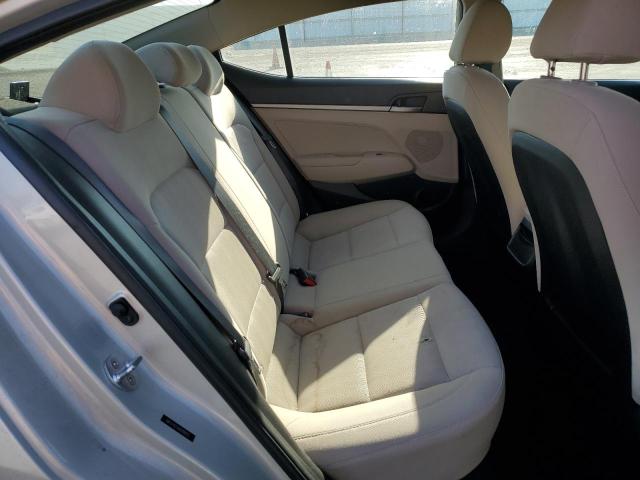 2017 HYUNDAI ELANTRA SE 5NPD74LF0HH189123