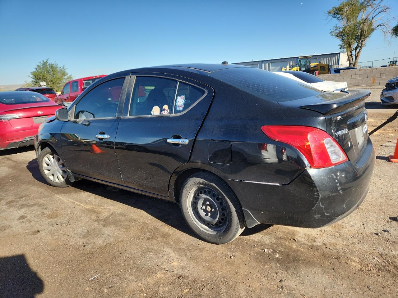 NISSAN VERSA S