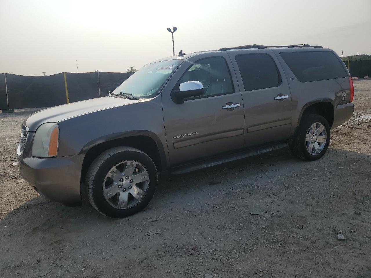 GMC YUKON K1500 SLT