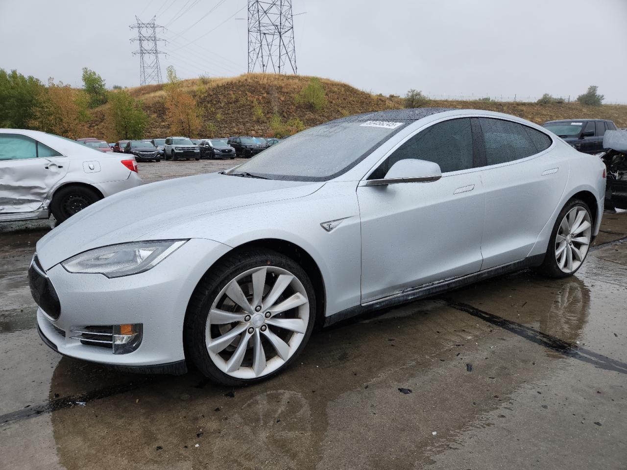 TESLA MODEL S