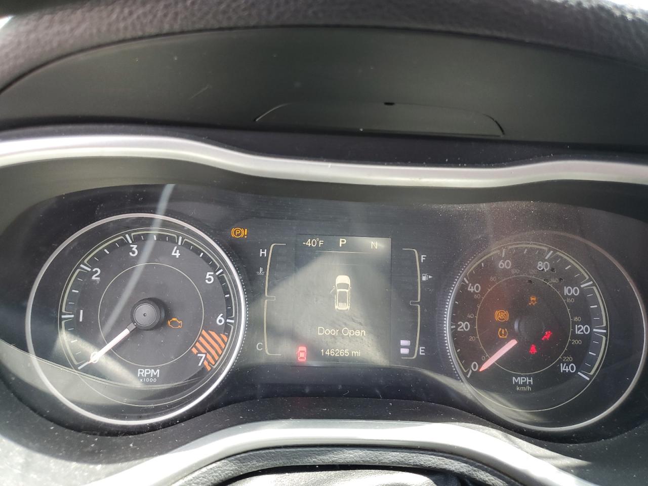 JEEP GRAND CHEROKEE LATITUDE