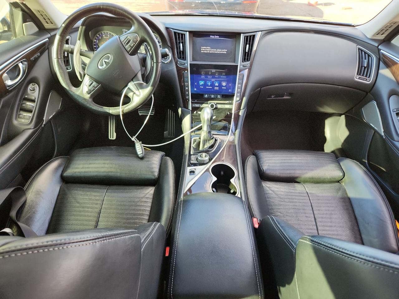 INFINITI Q50 PREMIUM