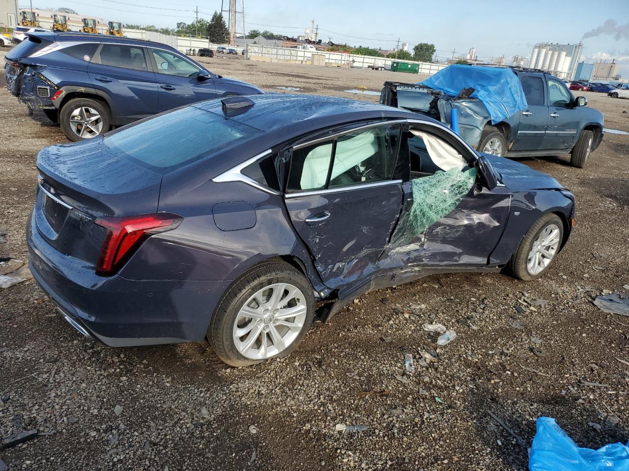 CADILLAC CT5 PREMIUM LUXURY