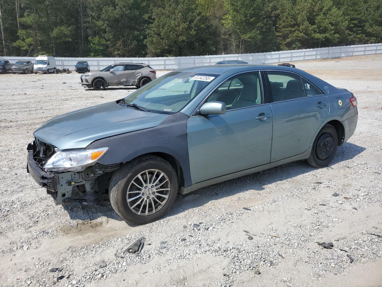 TOYOTA CAMRY BASE