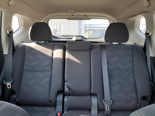 2015 NISSAN ROGUE S KNMAT2MV1FP569355