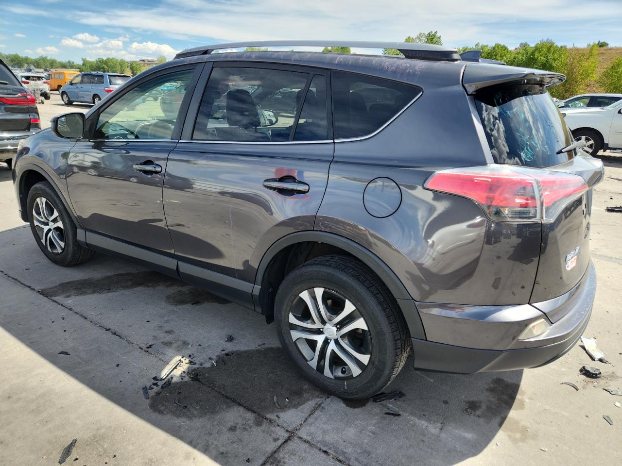 TOYOTA RAV4 LE