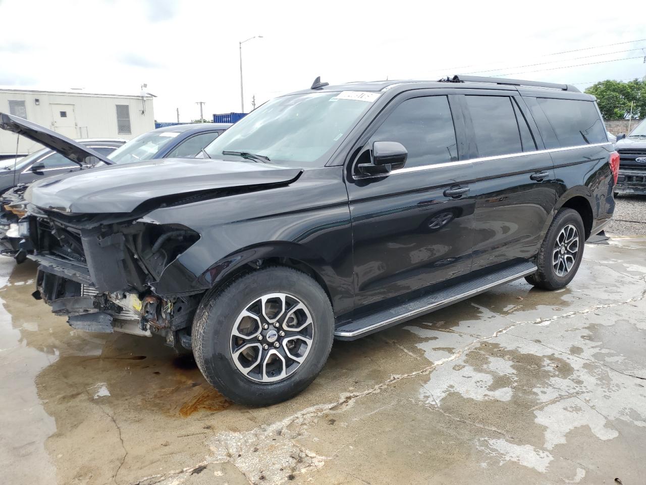 FORD EXPEDITION MAX XLT