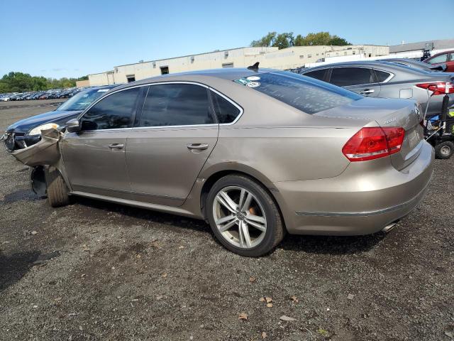2015 VOLKSWAGEN PASSAT SEL 1VWCV7A30FC025873