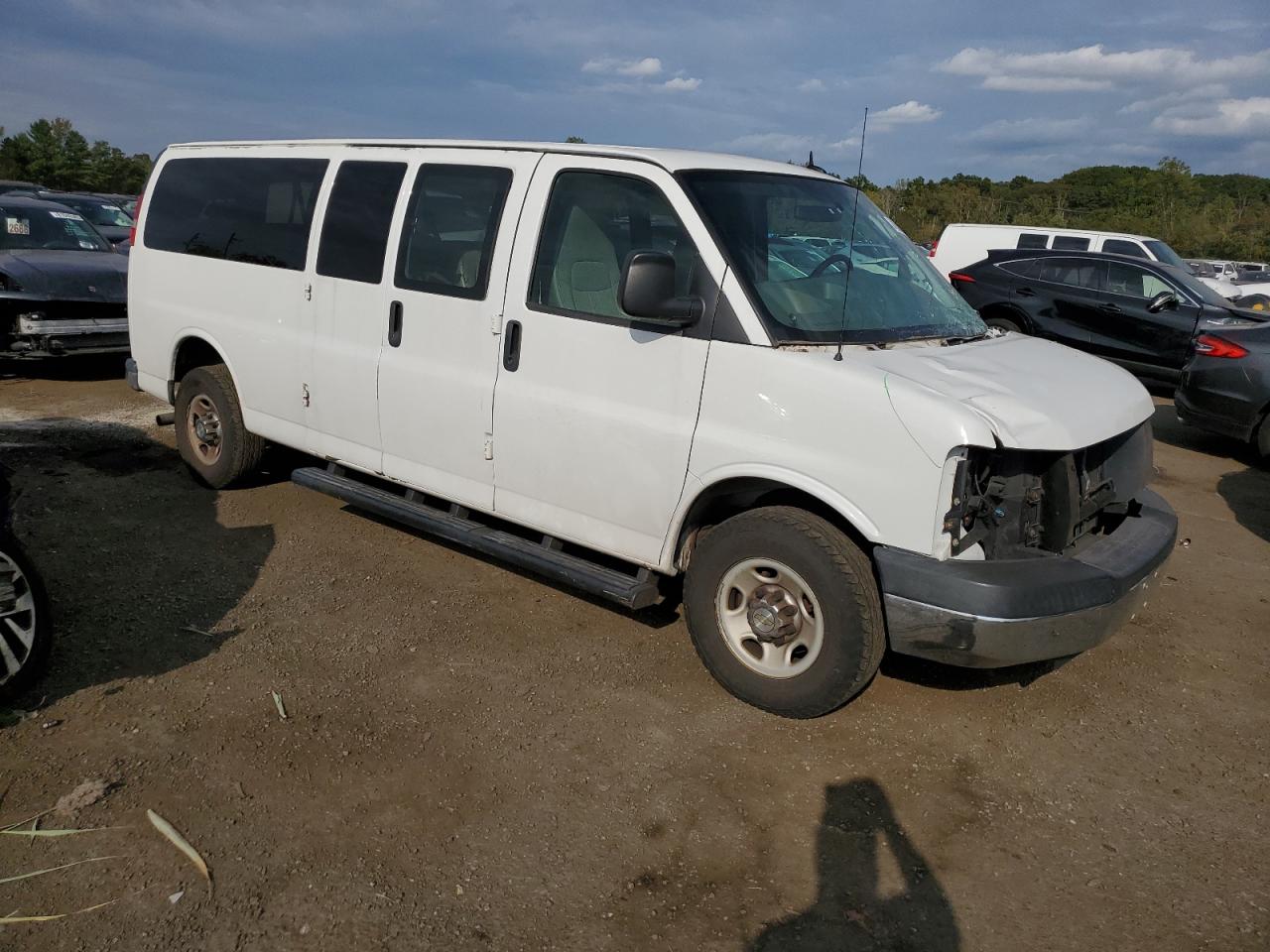 CHEVROLET EXPRESS LT