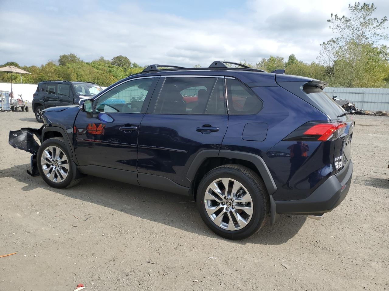 TOYOTA RAV4 XLE PREMIUM