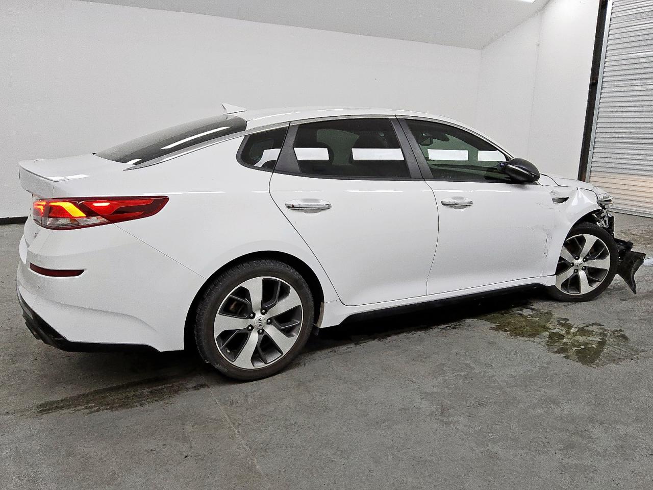 Lot #3305401311 2019 KIA OPTIMA LX