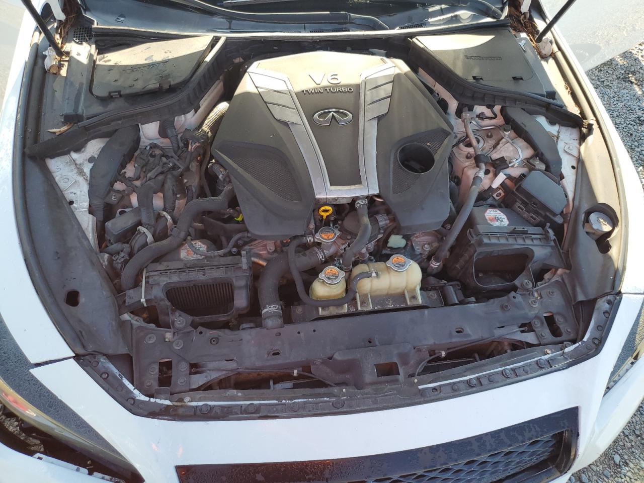 INFINITI Q50 PREMIUM