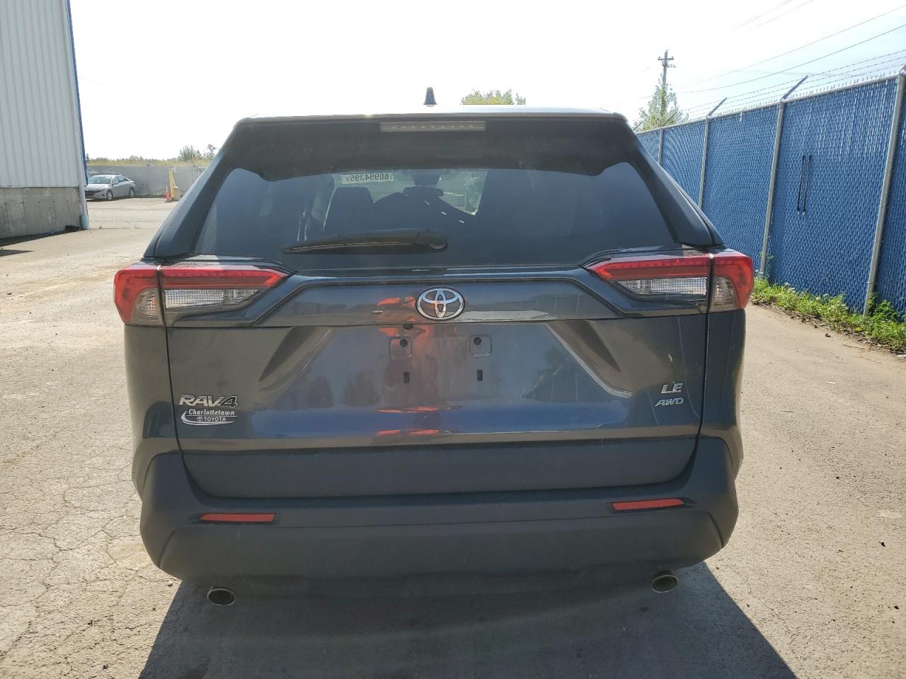 TOYOTA RAV4 LE