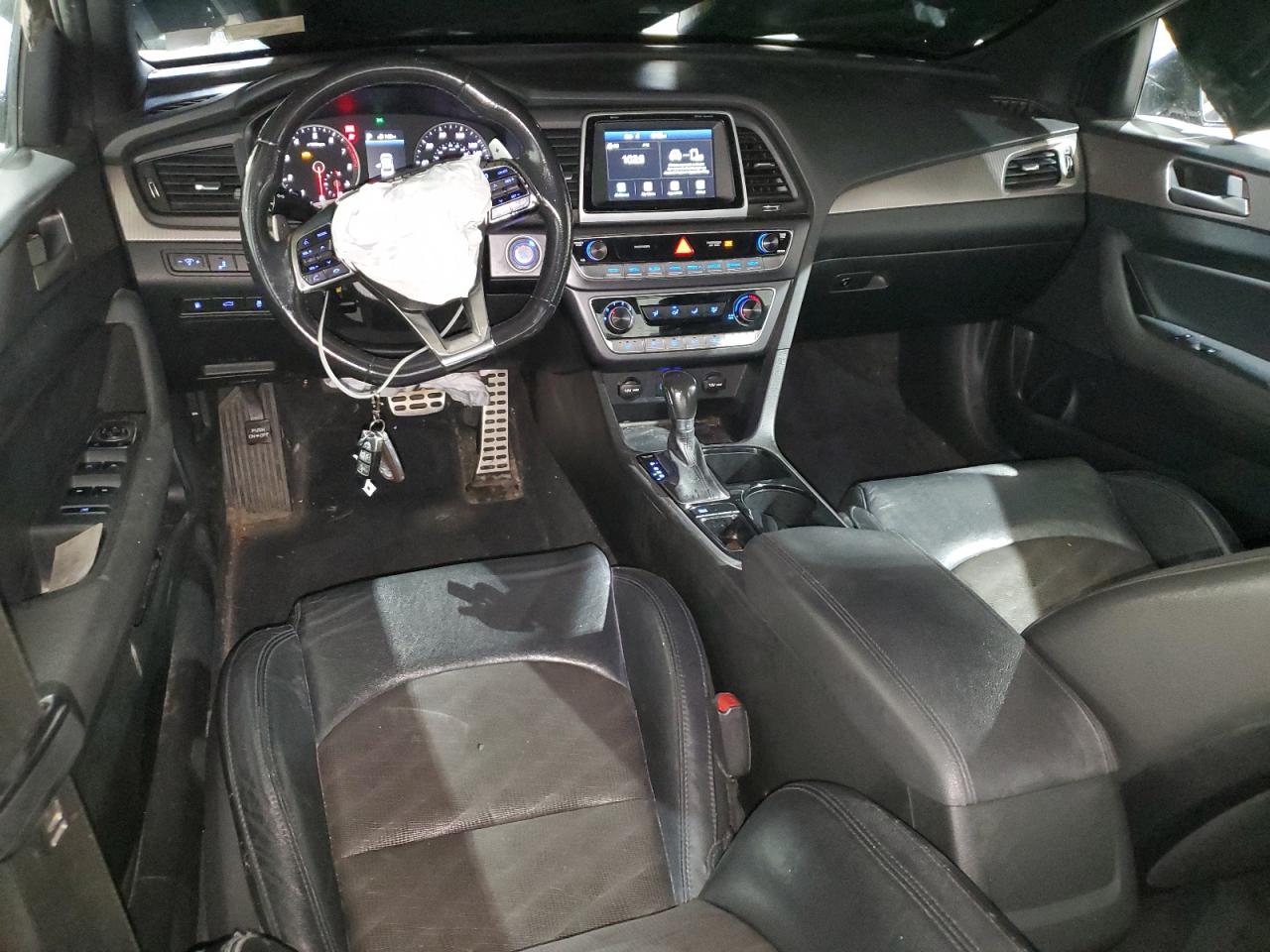 HYUNDAI SONATA SPORT