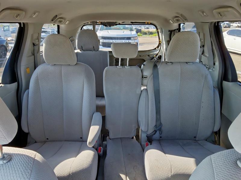 2012 TOYOTA SIENNA LE - 5TDKK3DC3CS256790