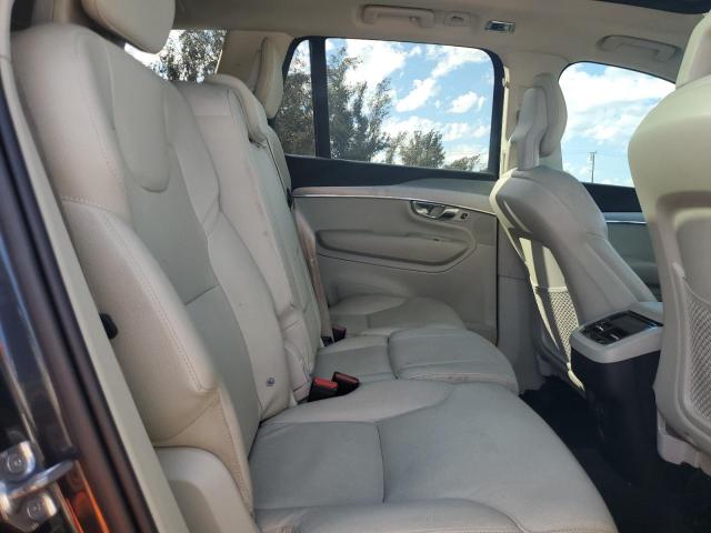 2021 VOLVO XC90 T5 MO YV4102CK5M1678320