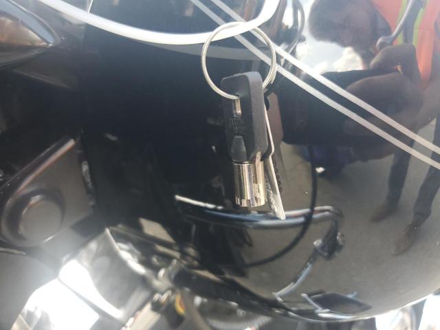 2011 HARLEY-DAVIDSON FLHR 1HD1FB410BB668629