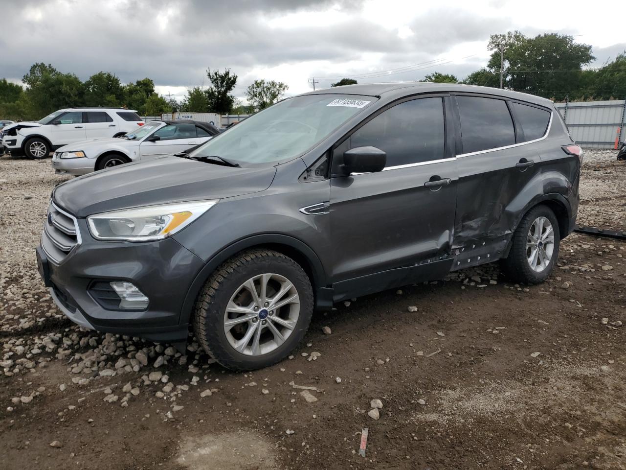 FORD ESCAPE SE
