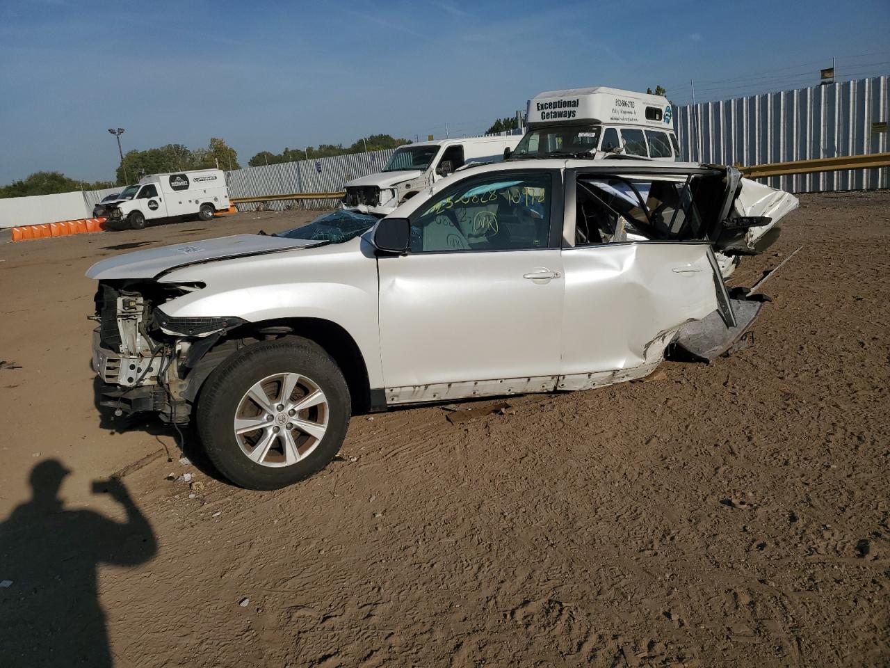 Lot #3265947521 2011 TOYOTA HIGHLANDER