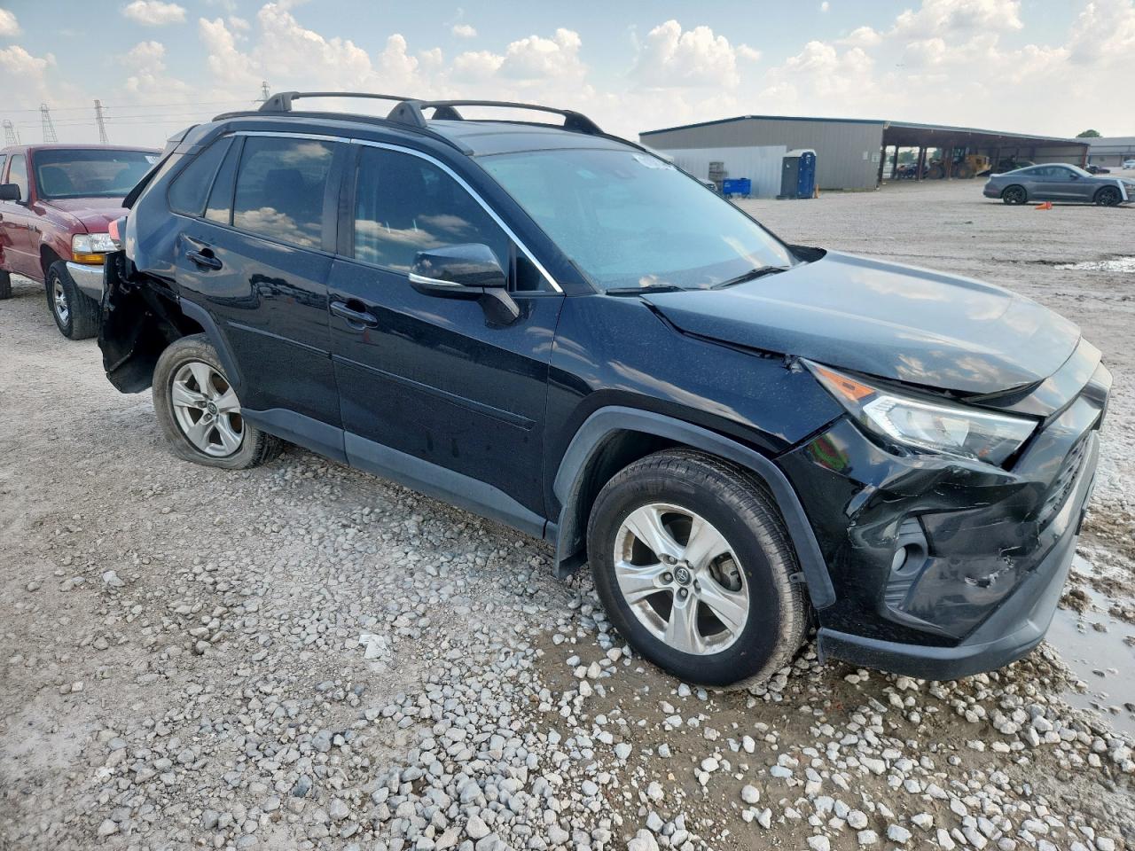 TOYOTA RAV4 XLE