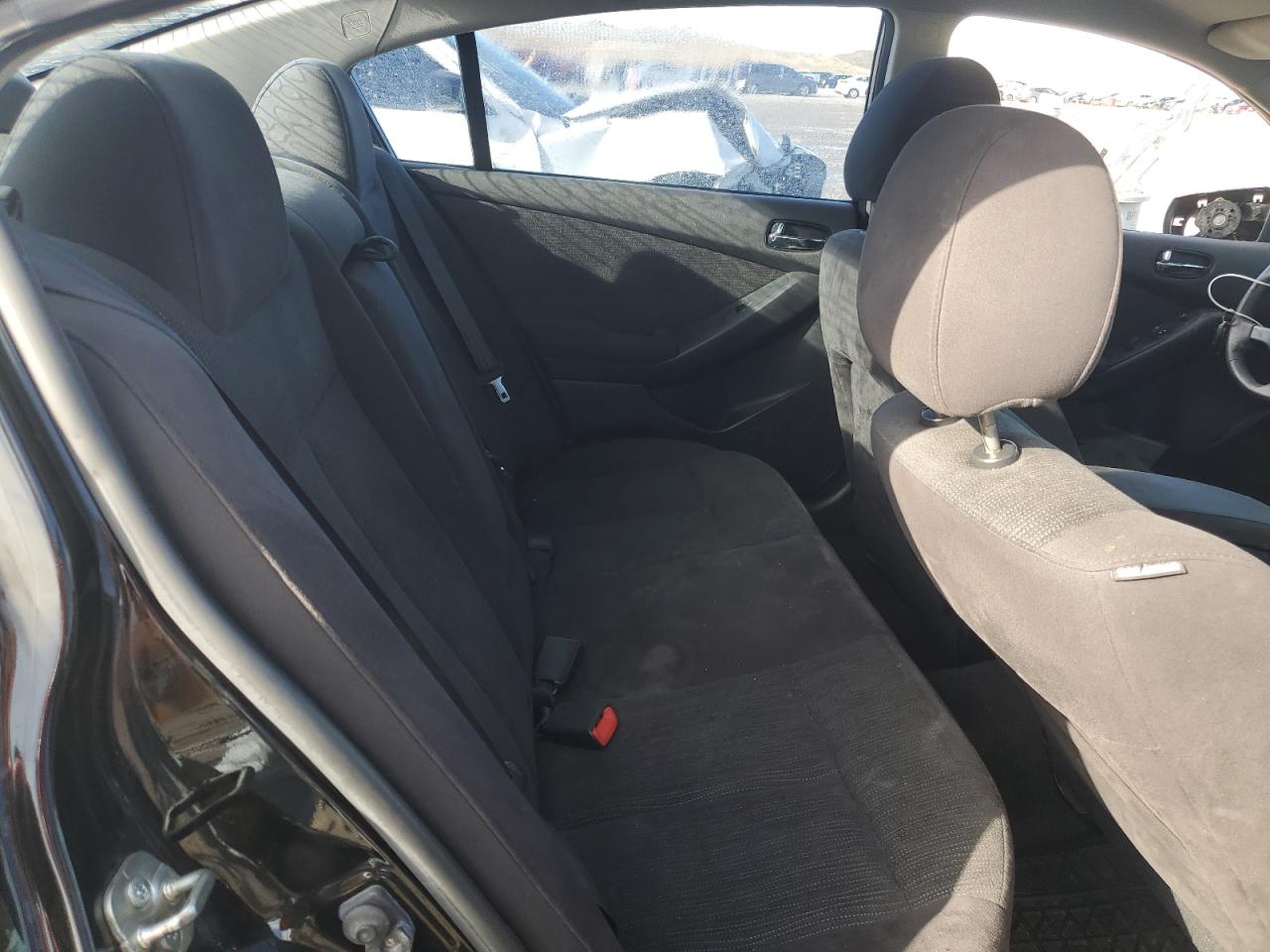 NISSAN ALTIMA BASE