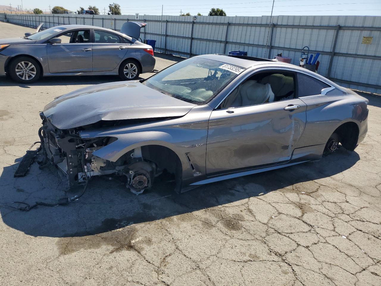 INFINITI Q60 RED SPORT 400