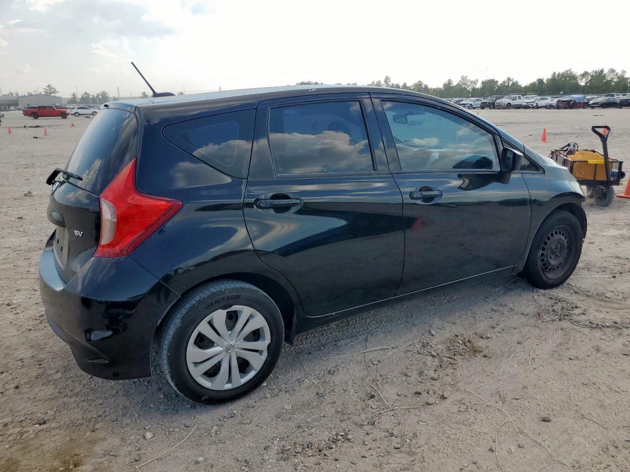 NISSAN VERSA NOTE S
