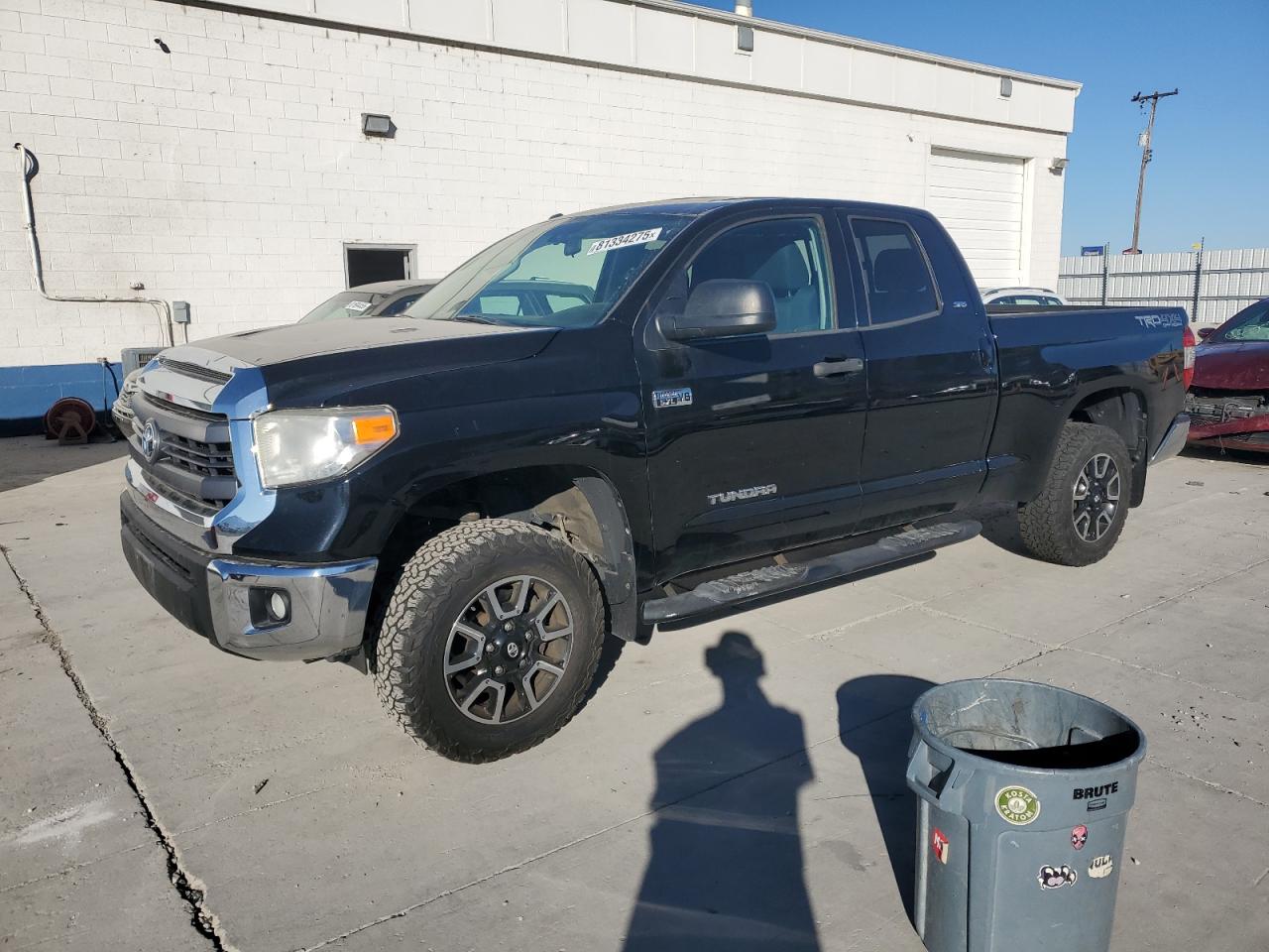 TOYOTA TUNDRA DOUBLE CAB SR