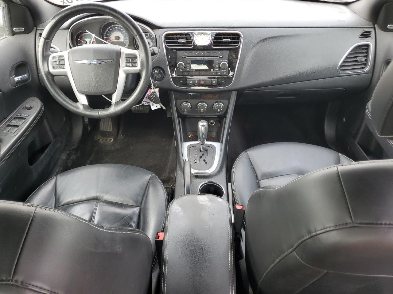 CHRYSLER 200 LIMITED