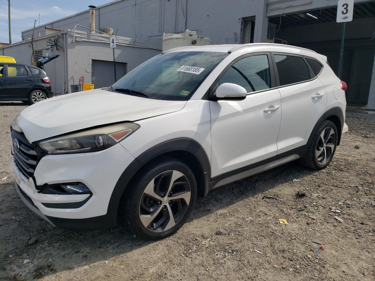 HYUNDAI TUCSON SPORT