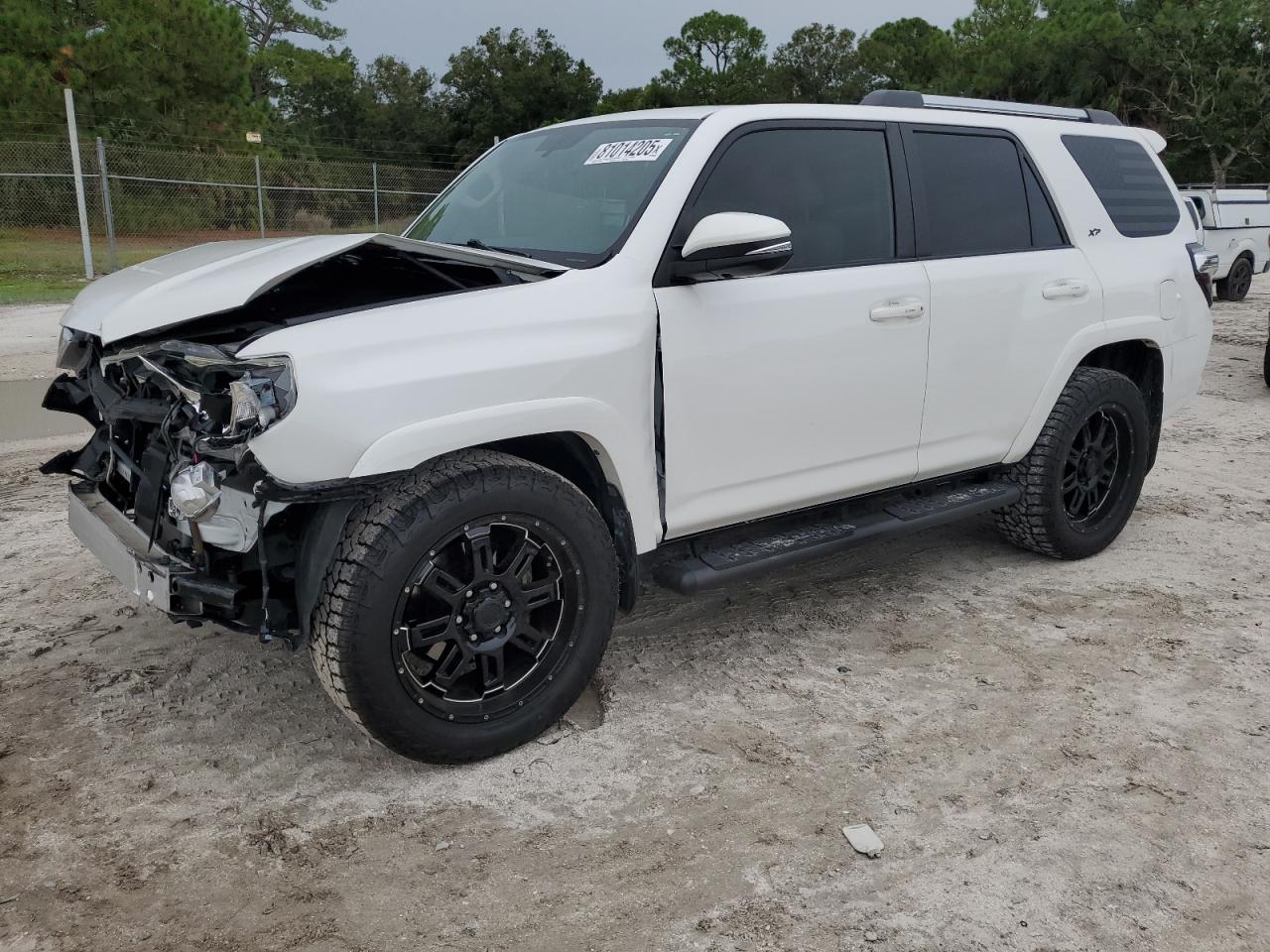 TOYOTA 4RUNNER SR5